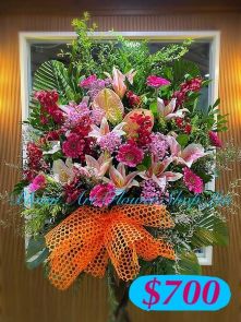 Mixed Flower Arrangement - A Standard CODE 21945
